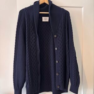 Aritzia never worn cardigan